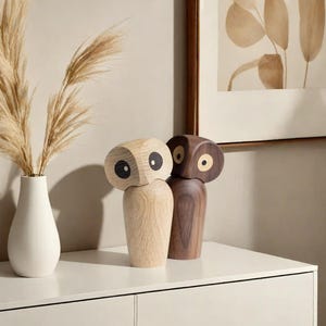 Wooden Owl Bird Animal Figurines Decor Natural Miniature Woodcraft Popular Cute Gift for Kids, Perfect for Home, Living Room