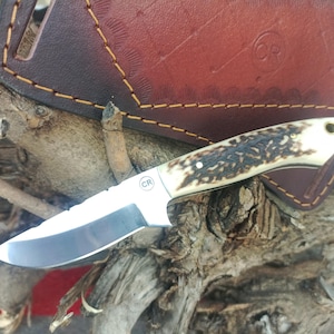 Handmade Stag Handle Stainless Steel Skinner Knife with Leather Sheath
