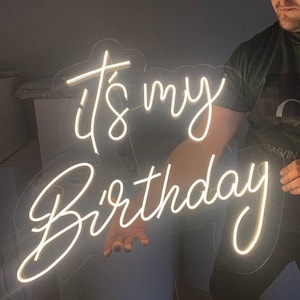 Personalisierte Geburtstags-Leuchtreklame, Neon-LED-Dekor, Geburtstagsdekor-Zeichen, Neon Custom Decor, Part Neon Signs, Benutzerdefinierte Geburtstagsschilder, LED-Schilder