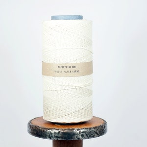 Bobina grande: robusto spago di carta/filato di carta bianco - 600 iarde (540 m) - Lavorazione a maglia, uncinetto, Fiber Arts, forniture fai da te