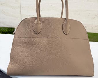 Y2K 2006 Coach #10297 Soho Flap Front Buckle Shoulder Bag in