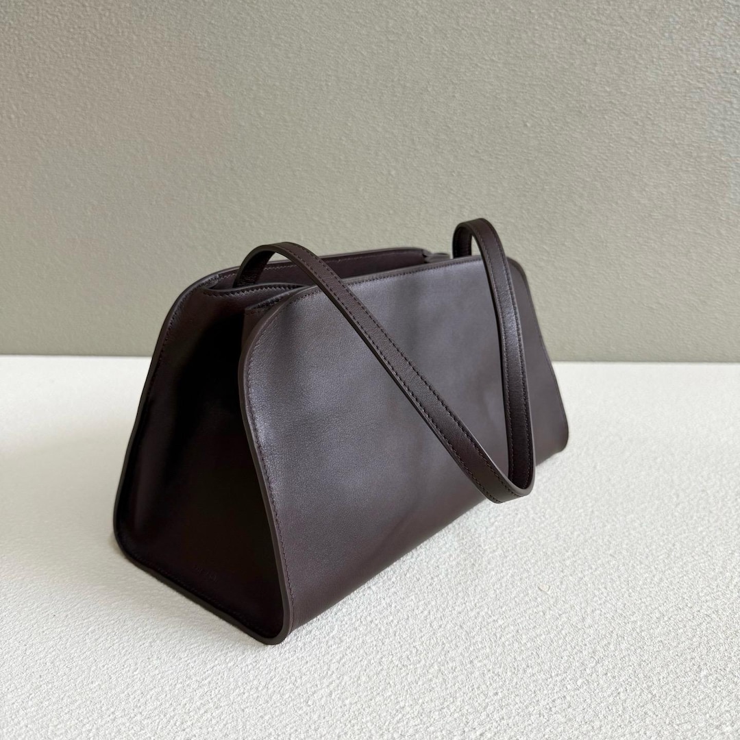 Sac de transport en cuir fait main : bandoulière minimaliste fait main