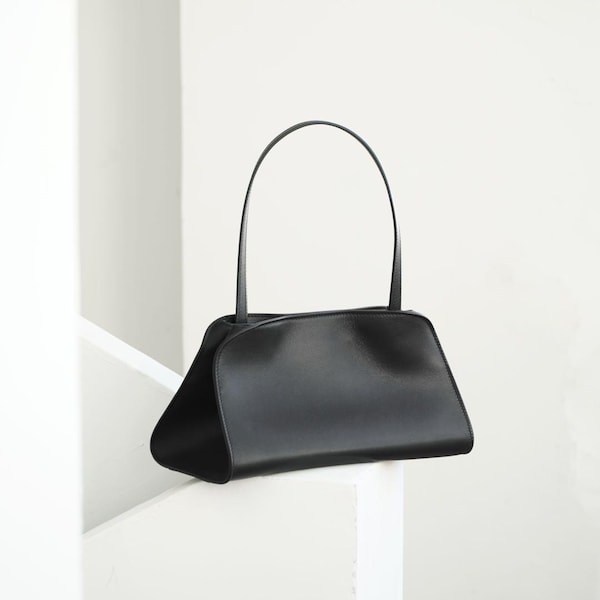 Handgemaakte leren handtas: handgemaakte minimalistische crossbody/OP VOORRAAD