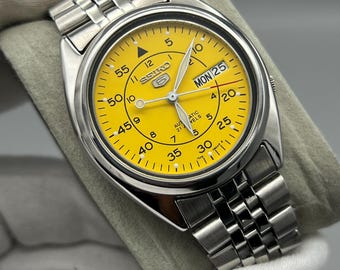 Rare Vintage Seiko 8M25-8019 Chronograph 