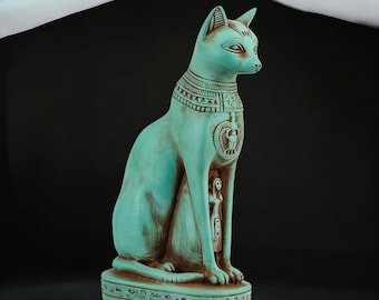 Réplica de la estatua de Bastet, la diosa gata del antiguo Egipto.