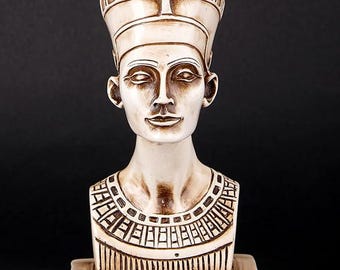 Queen Nefertiti Bust Statue, Sculpture stone  Decor, Egypt Pharaoh Replica
