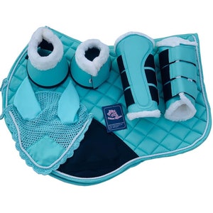 Juego de mantillas para silla de montar de estilo inglés: colores y tamaños personalizables. Material de buena calidad.