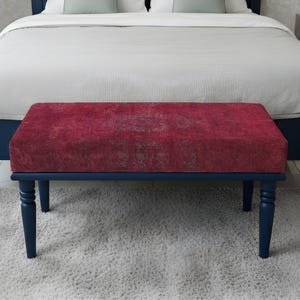 Puede incluir: Un juego de tres tazas de cerámica con un acabado moteado y mate. Las tazas son de color crema, gris claro y gris oscuro. Cada taza tiene un diseño simple y minimalista.