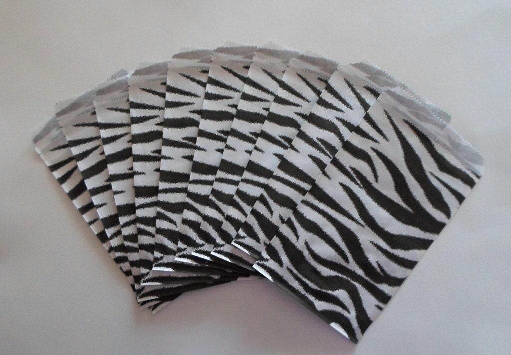 Zebra Print Paper Bags 4x6 inches Set of 15 Party Favor Bags Merchand…