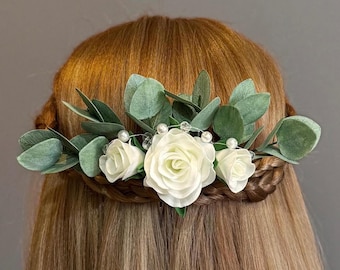Wedding hair comb, bridal ivory roses and eucalyptus hair piece