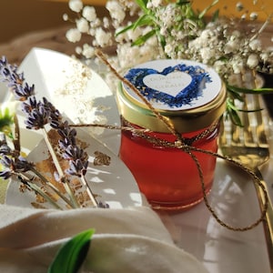 Cadeau d'invité - pot personnalisé de gelée de lavande , décoration de table, marque-place mariage, anniversaire, baptême, communion