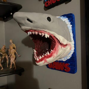 Jaws wall plaque