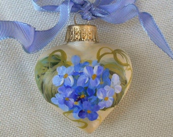 Handpainted Hydrangeas Heart Ornament, Cottage Style, Memento, Glass Hydrangeas Ornament, Purple Flowers, May Birthdays