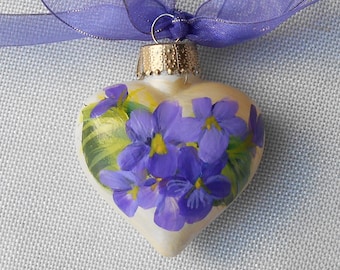 Handpainted Violets Heart Ornament, Cottage Style Christmas, Glass Violets Ornament, Purple Flowers, Christmas Ornament