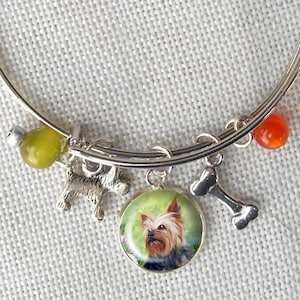 Yorkie Charm Bracelet, Girlfriend Gift, Yorkshire Terrier Wire Bangle,  Birthday Ideas, Yorkie Owner Gift, Yorkie Jewelry