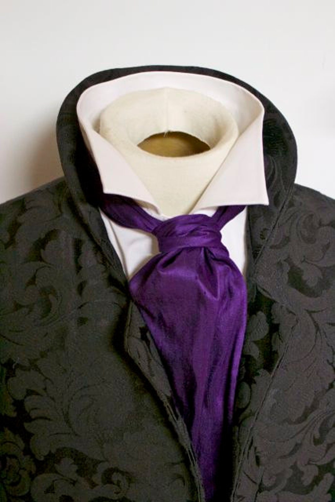 Monreale - Silk Ascot Cravat Tie - Champagne and Silver