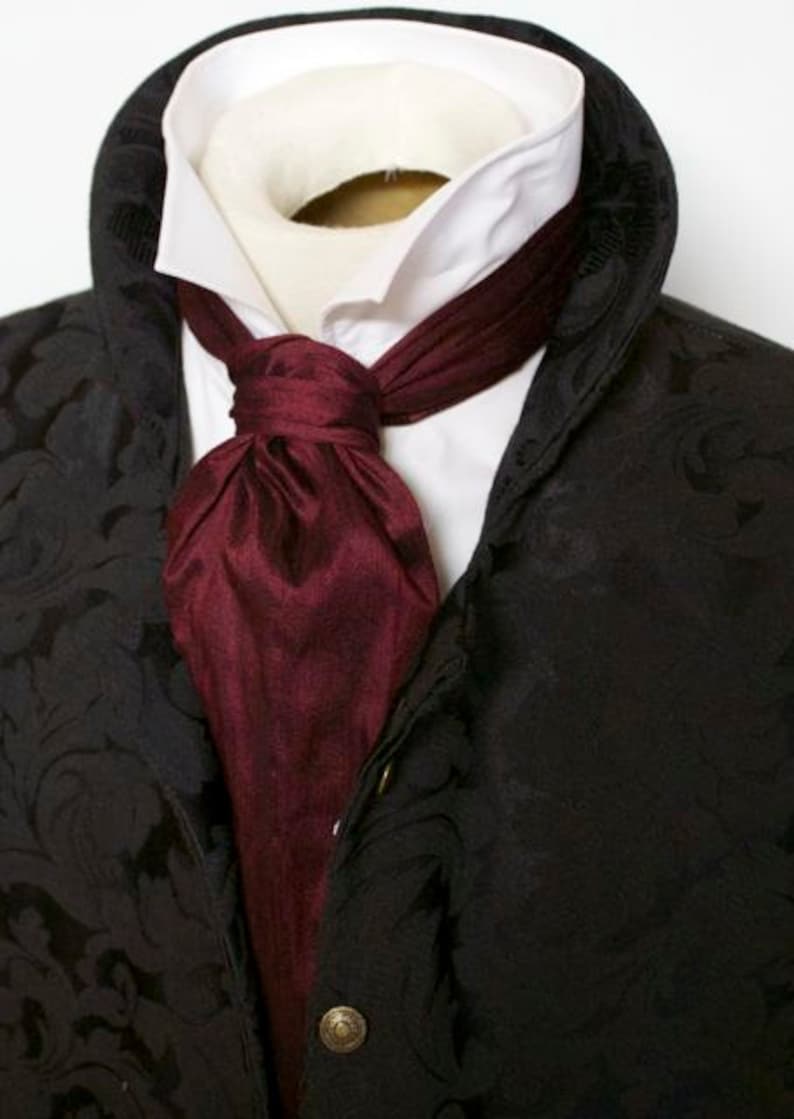 Formelle victorienne Ascot Tie Cravat Maroon Wine Dupioni SILK image 1