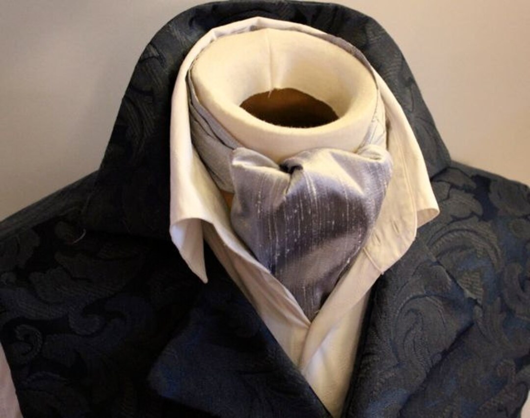 DAY Cravat Victorian Ascot Tie Cravat - Titanium Silver Dupioni SILK