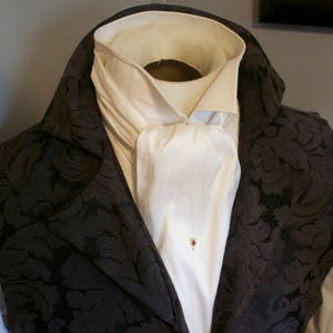 REGENCY Brummel Victorian Ascot Tie Cravat - ARCTIC White Dupioni Silk