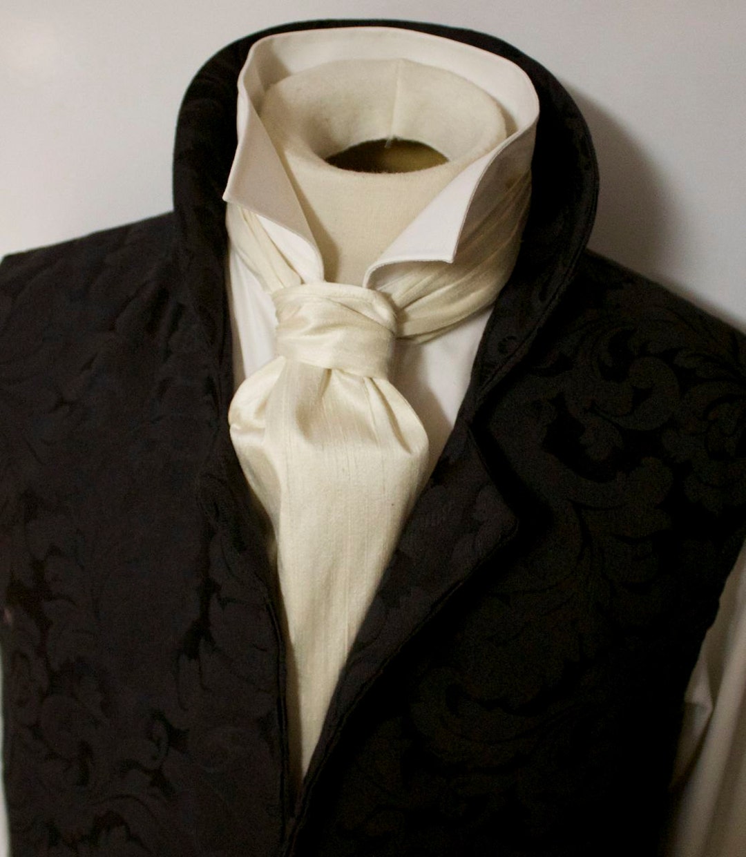 FORMAL Victorian Ascot Tie Cravat CREAM Dupioni SILK - Etsy