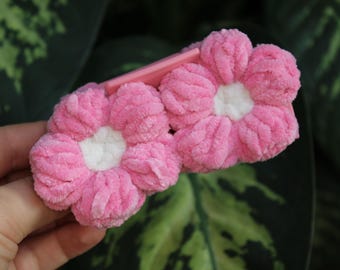 Large crocheted flower hair clip – Handmade flower hair claw – 2 flowers per side – Boho hair clip – Cottagecore hair accessory