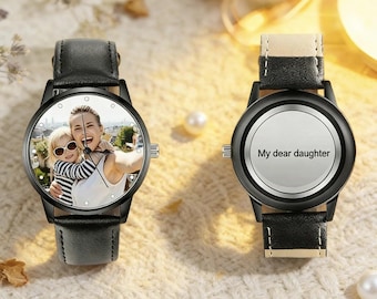 Personalisierte Armbanduhr mit Fotogravur, schwarze Lederuhr für Ihn, Vatertag, perfektes Jubiläumsgeschenk für Ehemann, Vater, Freund