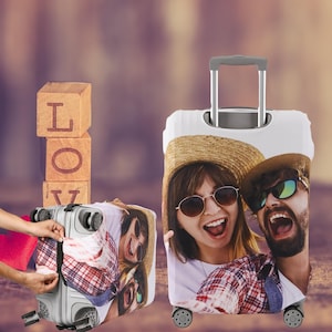 Gepersonaliseerde fotobagagehoes voor reiskofferbescherming, stretchbagagebeschermer met huwelijksreis, cadeau voor vriend, vader, reiziger, geliefde