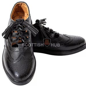 Handgefertigte Leder Ghillie Brogues: Schottische Kilt Schuhe für Highland Dance