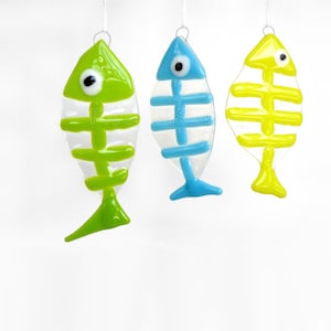 Glass Fish Skeleton Ornament Suncatcher Window Hanging Gift Fishing Halloween Bild 1