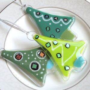 Set of 3 Christmas Tree Ornaments Fused Glass Party Favor image 1