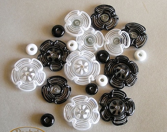 Black and White Lampwork Glass Beads, FREE SHIPPING, Handmade Set of Glass Flower Beads, Rachelcartglass