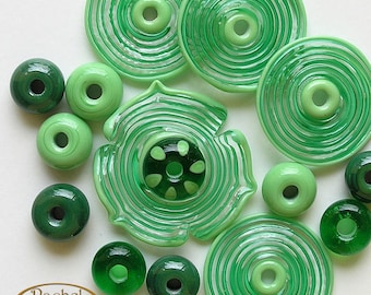 Lampwork Glass Green Emerald Beads, FREE SHIPPING, Handmade Flower Disc Beads, Rachelcartglass