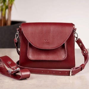 Kleine Leder Geldbörse Frauen, Leder Crossbody Taschen für Frauen, Lederhandtaschen, handgemachte Leder Schultertasche, personalisierte Geschenke für Frauen