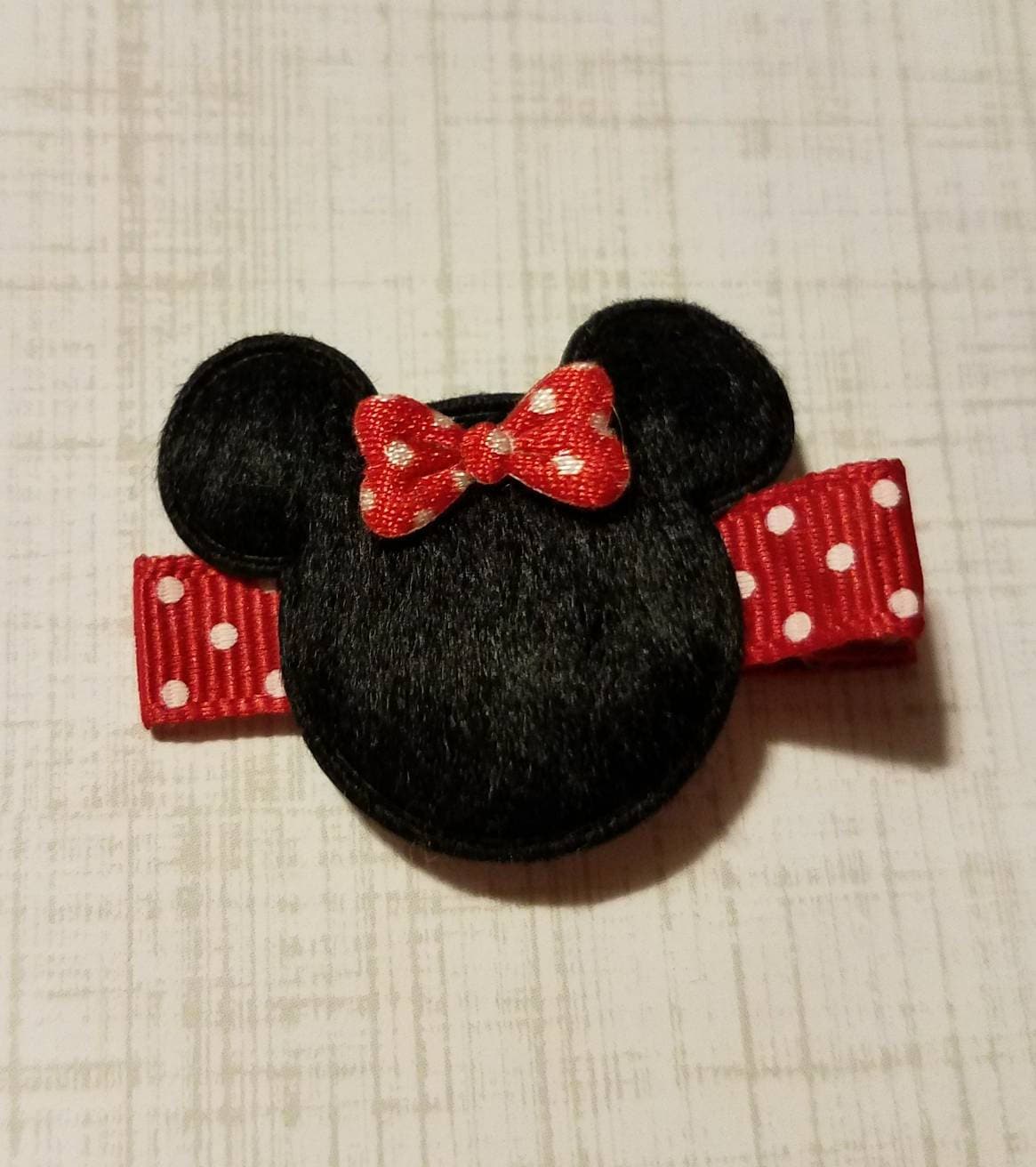 Disney Black Faux Fur Minnie Ear Hair Clips with Red Polka Dot Bows Disney Minnie Mouse Red Polka Dot Bow Ears Fashion Headband  main image 4