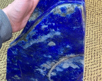 Pietra di lapislazzuli afghana da 7,5 kg - Blu reale a forma libera con pirite
