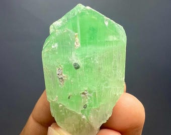 Natural Green Termination Hiddenite  V Shape Kunzite Crystal , For Afghanistan-47.48 Gram