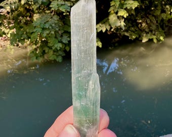 Natural Green Termination Hiddenite Kunzite Crystal , For Afghanistan-27.52 Gram