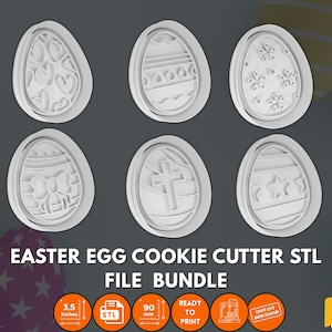 Puede incluir: Conjunto de seis cortadores de galletas de plástico blanco en forma de huevo de Pascua de 9 cm de diámetro con varios diseños, incluyendo corazones, cruz, estrellas y espirales. Los cortadores están dispuestos en dos filas de tres. El texto "EASTER EGG COOKIE CUTTER STL FILE BUNDLE" se muestra debajo de los cortadores.
