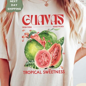 Comfort Colors ® Guavas Retro Commercial Shirt, Vintages Guavas Label T-Shirt, Exotic Fruit, Cute Unisex Adult Graphic T-Shirt, Cool Gift