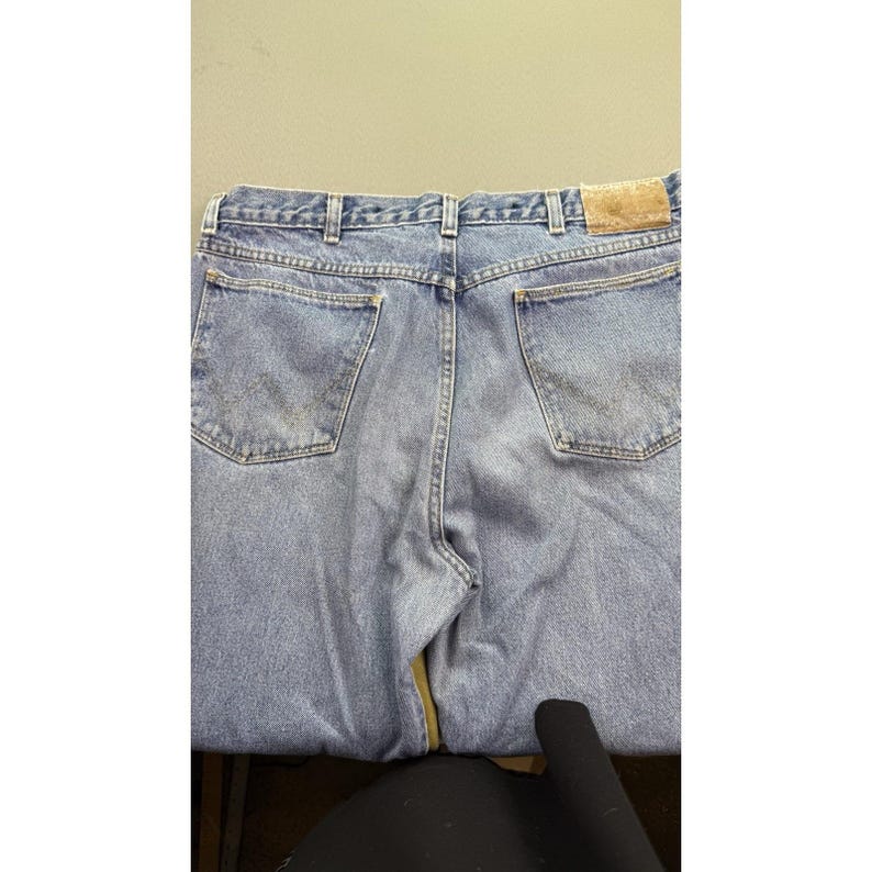 Vintage Wrangler Jeans Men 36x30 USA Rugged Wear Brush Guard Two Tone Workwear image 6