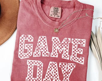 Comfort Colors Shirt, Game Day Shirt, Football Shirt, Vintage T-Shirt, Women's Football, Preppy Football, Football Mom, Cute Football Shirt