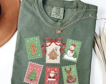 Comfort Colors® Vintage Christmas Shirt Womens Christmas Vibes Shirt Christmas Stamps TShirt Retro Holiday Party Tee Festive Winter T-Shirt