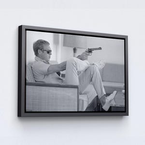 Steve McQueen Leinwand, Steve McQueen Leinwand Wanddekor, Vintage Steve McQueen Kunstwerk, gerahmte Leinwand, kultige Wohnkultur, fertig zum Aufhängen.