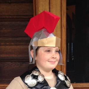 Capacete Trojan ou Padrão de Capacete Romano | VBS | Escola Bíblica de Férias | Capacete Espartano | Padrão de papel artesanal | Download instantâneo