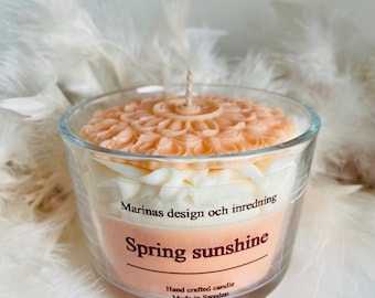 Scented candle