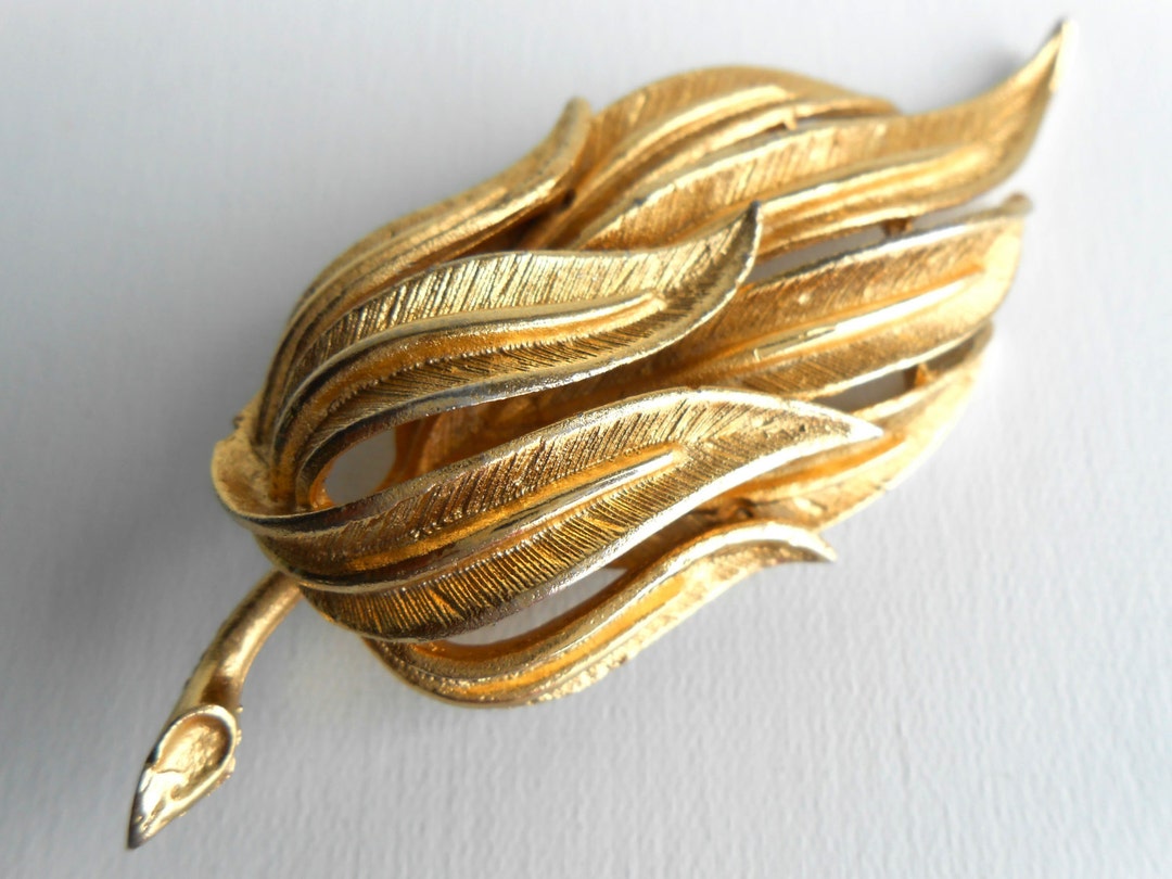 Vintage 1920s Coro Gold Leaves Brooch - Etsy