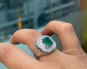 Anillo de esmeralda natural hecho a mano, plata de ley 925, forma de pera, gema de color verde intenso.