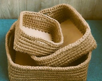 Jute basket base wood, Home Storage, Square burlap rope hand-crocheted basket, eco-friendly housewarming gift, Rustic decor, Toy organizer