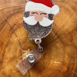 Funkelnde Nikolaus Abzeichen Reel