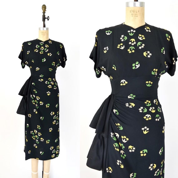 1940s Vintage Dress - 40s Navy blue floral rayon d